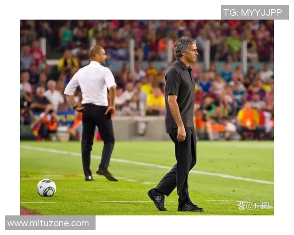 黑人足球运动员在绿茵场上的拼搏与荣耀展现了体育的无国界魅力